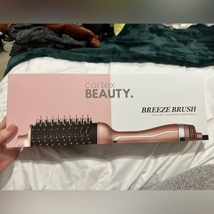 Cortex Beauty Breeze Brush